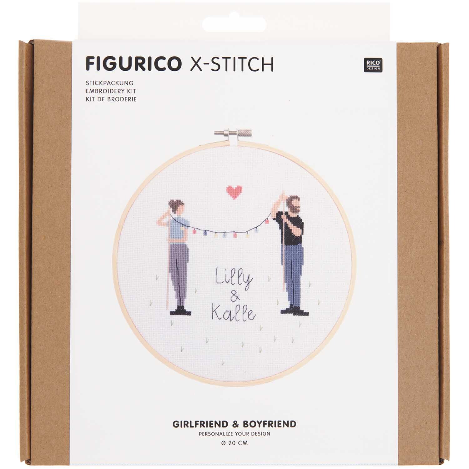 Figurico Stickpackung Girlfriend & Boyfriend 20cm zeigt ein Paar mit Herzmotiv auf weißem Stoff.