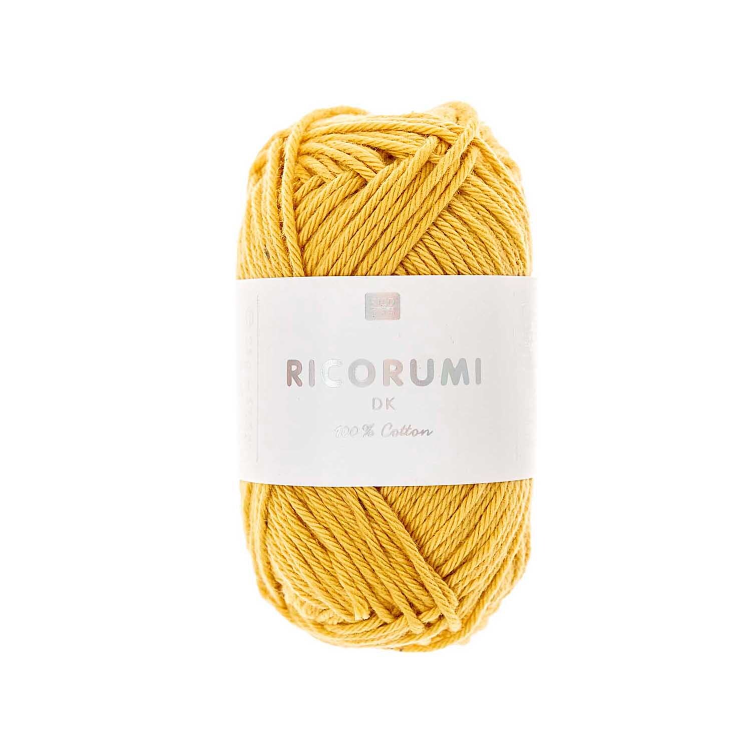Creative Ricorumi dk Häkelset Sun-Head in Safran von Rico Design, 25g Garnknäuel auf weißem Hintergrund.