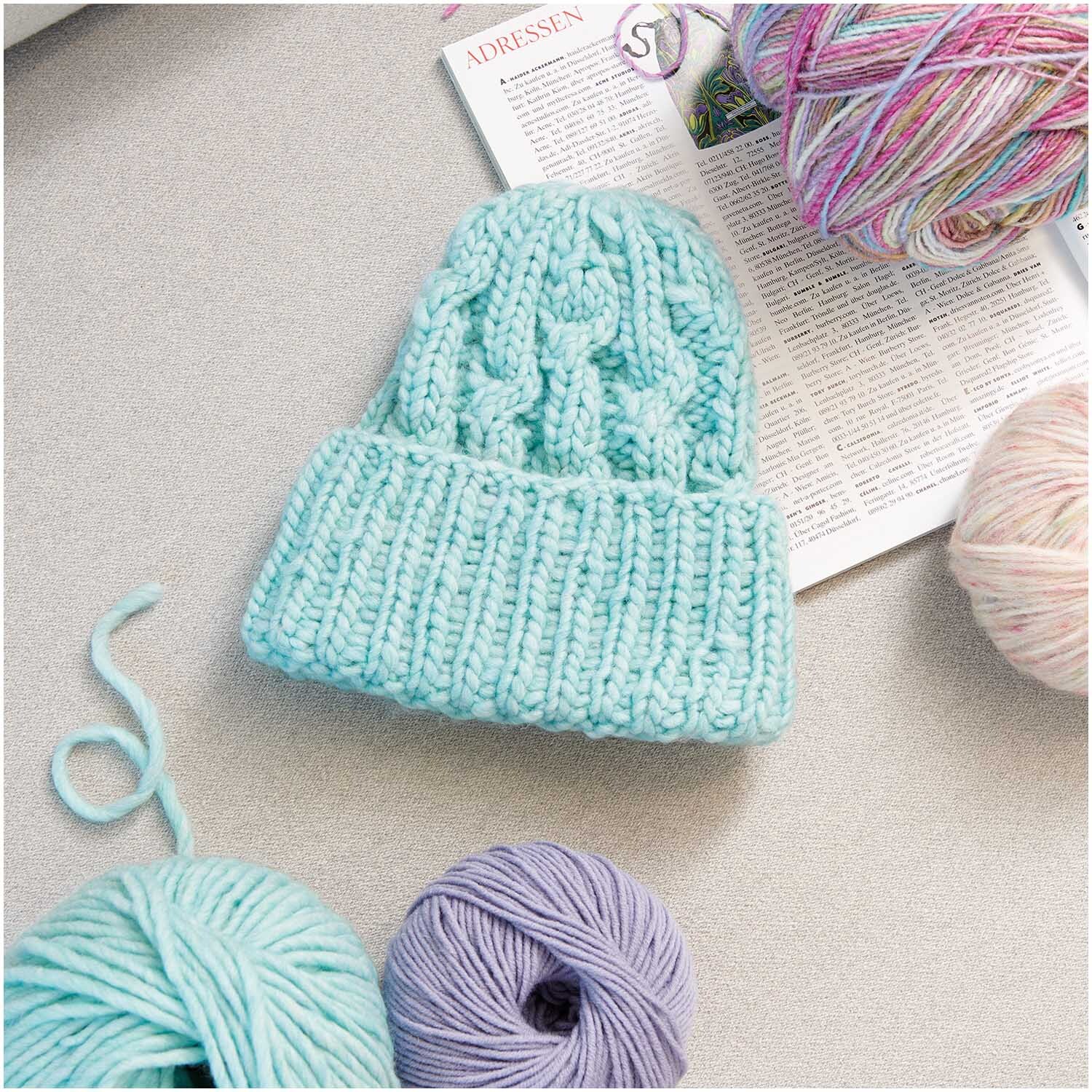 Strickset Mütze Modell 24 aus Die Neue Masche Nr. 7 von idee. Creativmarkt