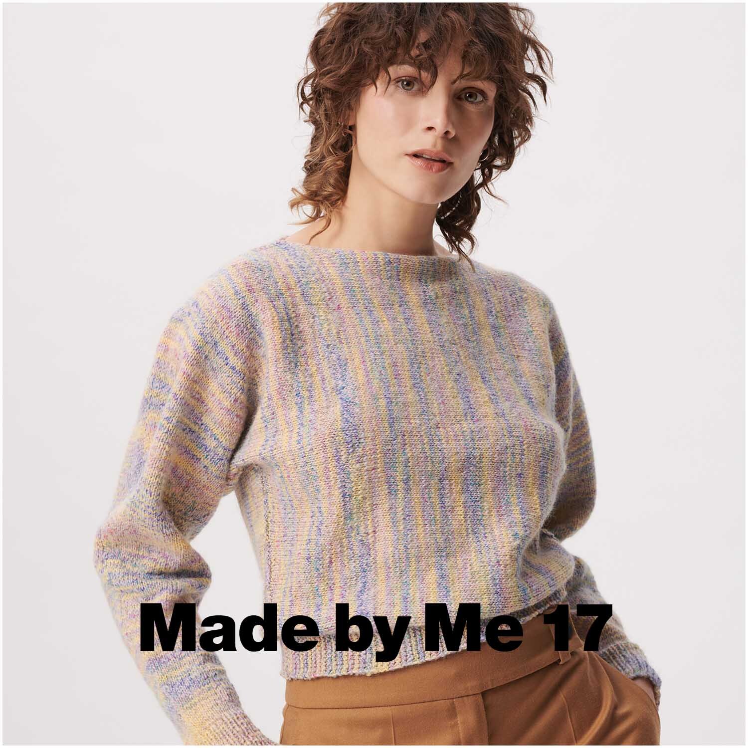 Creative Colour Shift dk Pullover in Pastelltönen, gestrickt aus Rico Design Garn, getragen von einer Frau.