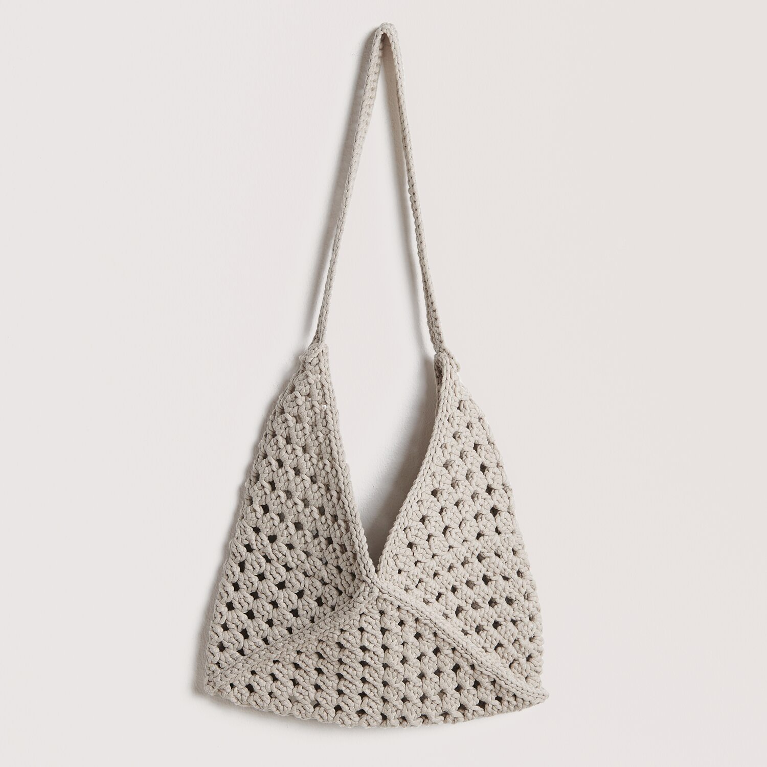 Die Neue Masche No. 12 Frühjahr-Sommer: Handgefertigte Tasche in Silbergrau aus Fashion Jersey.