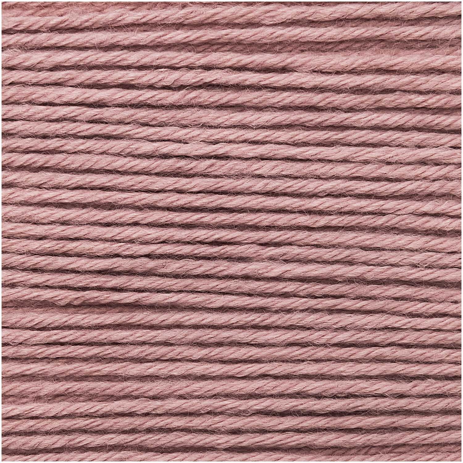 Rico Baby Dream dk uni - A Luxury Touch: Weiches Garn in Altrosa, ideal für Babyprojekte.