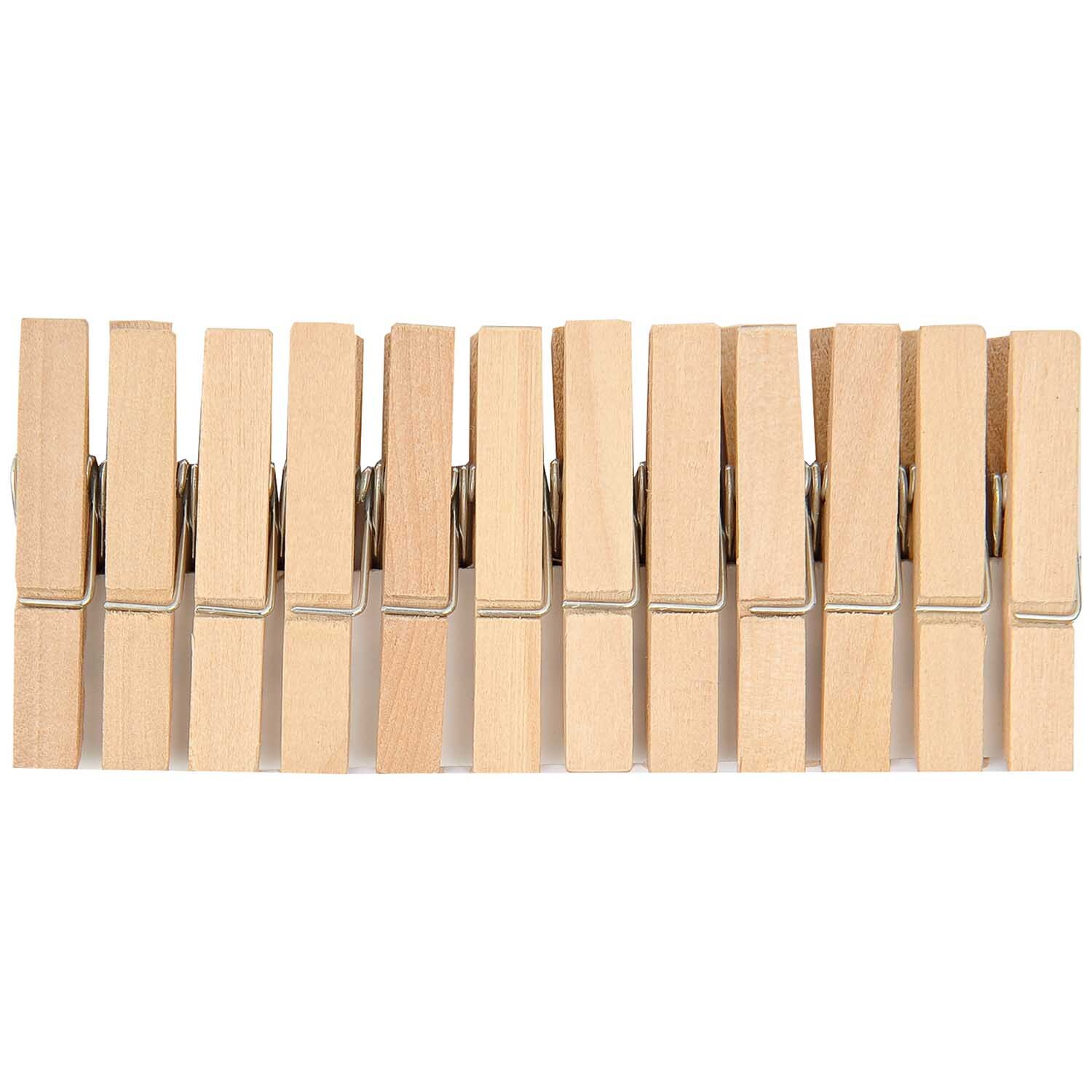 Holzklammern Natur von Rico Design, 24 Stück, 4,5cm, aus hellem Holz, ideal zum Basteln.
