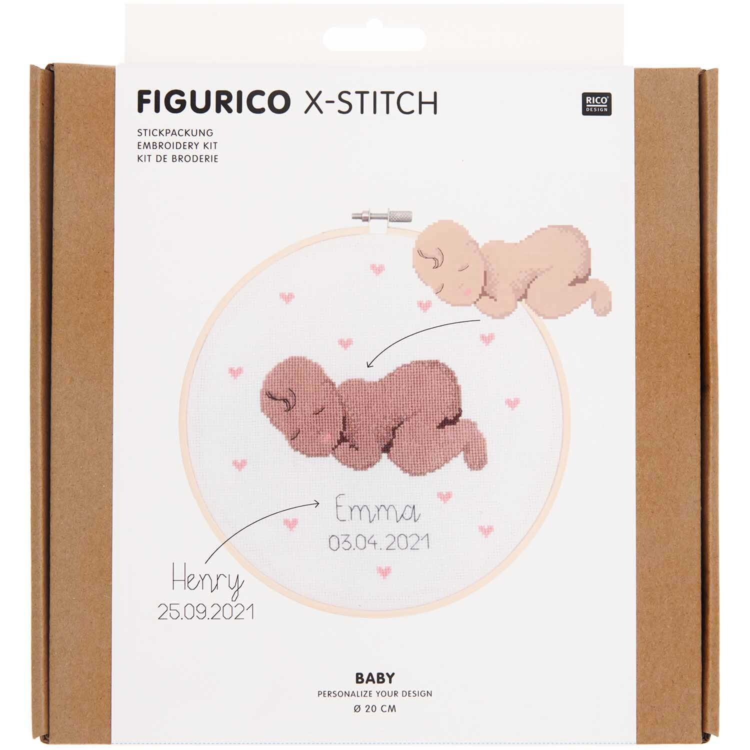 Figurico Stickpackung Baby 20cm zeigt zwei schlafende Babys in Rosa und Braun auf weißem Hintergrund.