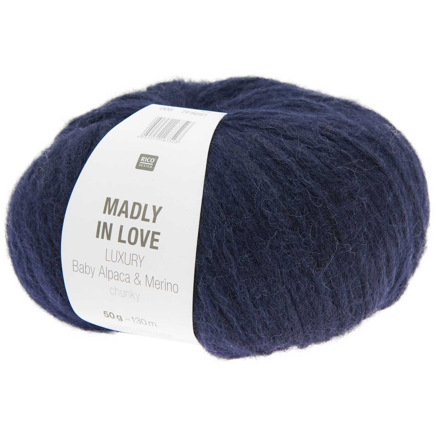 Luxury Baby Alpaca & Merino chunky: Dunkelblaues Garnknäuel von Rico Design, ideal für warme Winterstrickprojekte.
