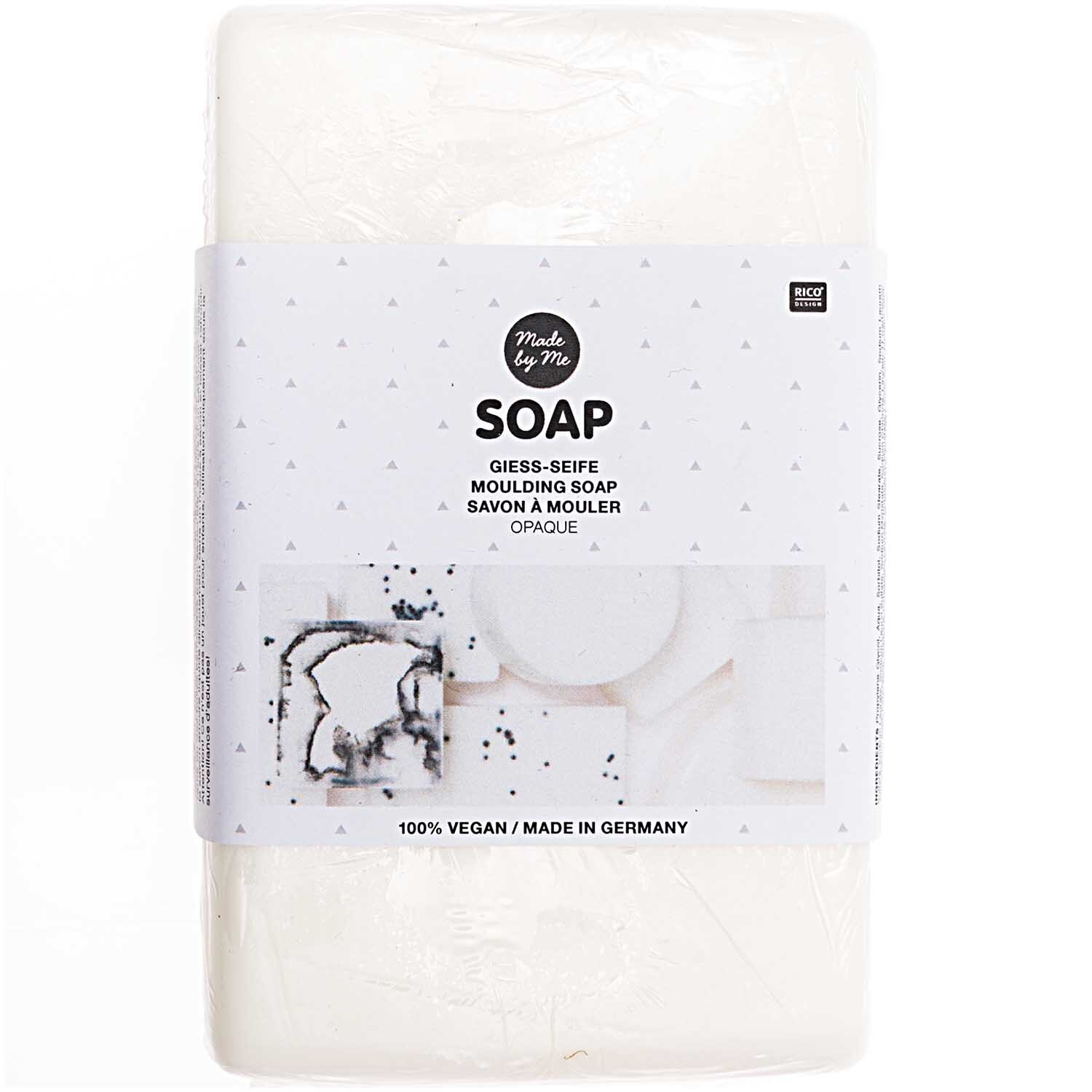 Gießseife opak von Rico Design, weiße Verpackung mit schwarzem Logo und veganem Hinweis.