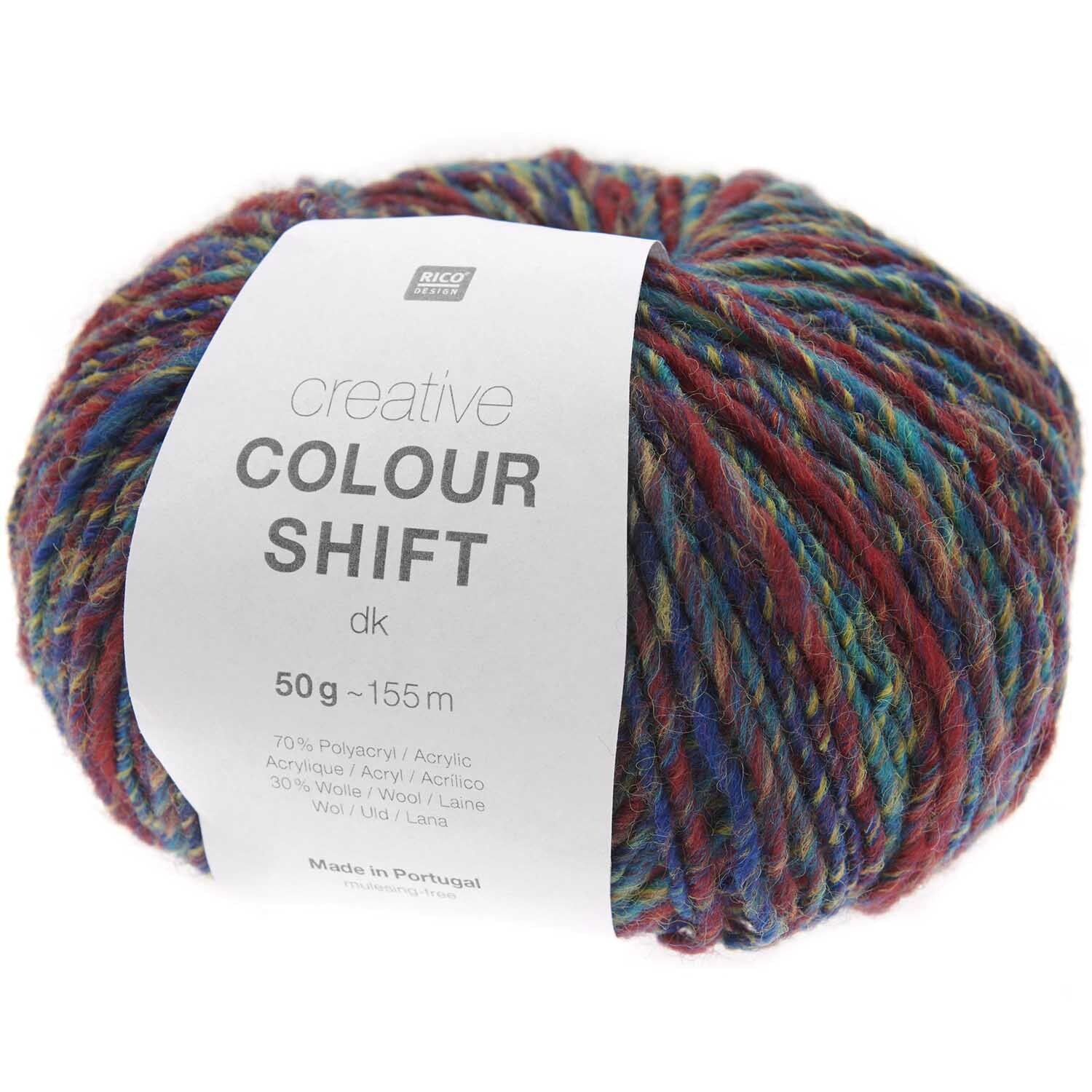 Creative Colour Shift dk Strickset Pullover Modell 41 aus Made by Me Nr. 17. Bunte Wolle von Rico Design, 50g Knäuel, ideal für kreative Strickprojekte.