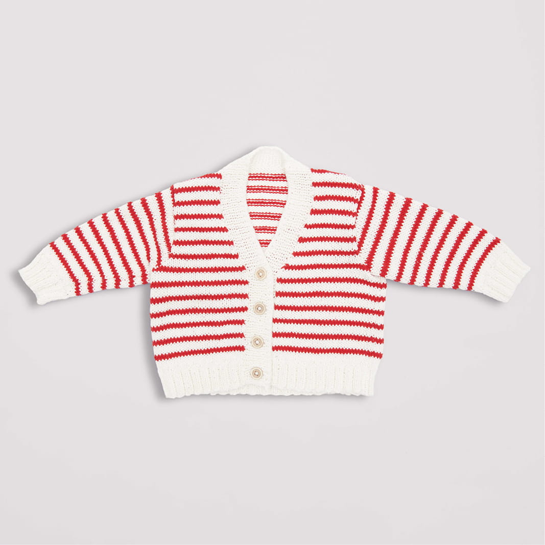 Gestrickte Babyjacke weiß-rot gestreift: Modell 01 aus dem Heft Rico Baby 039