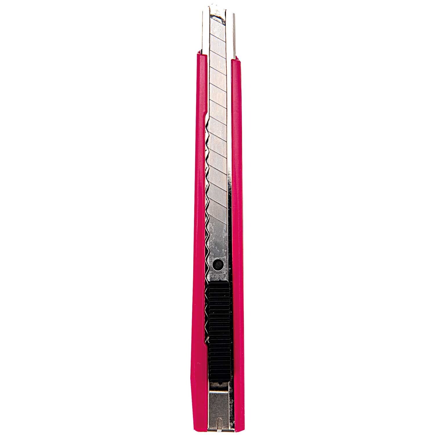 Profi Cuttermesser 9mm mit Metallführung von Rico Design, abgebildet in Rot mit silberner Klinge. Ideal für präzise Schneidarbeiten.