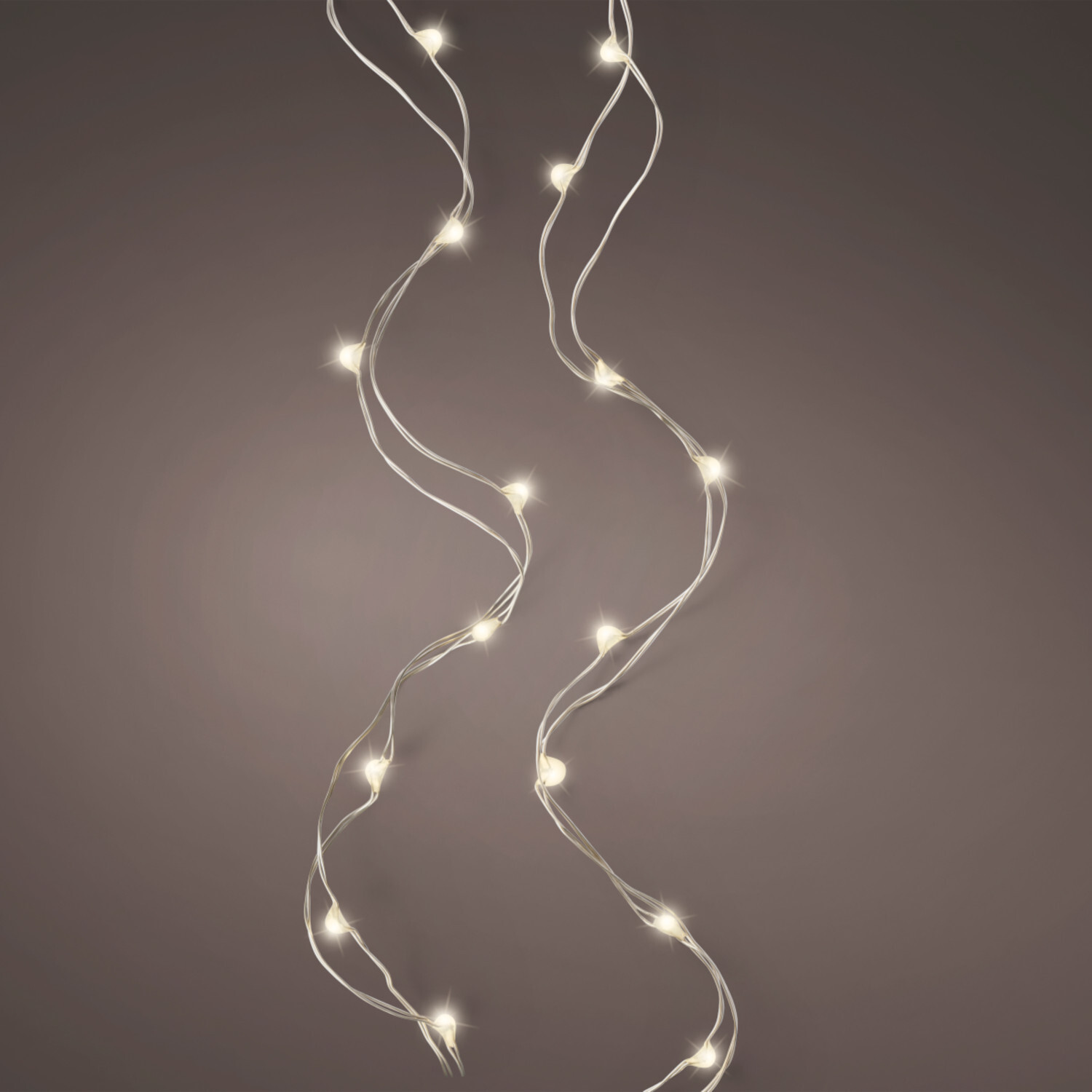 Micro LED Strangbeleuchtung mit warmweißen Lichtern auf dunklem Hintergrund, Länge 295cm. Ideal für stimmungsvolle Dekorationen.