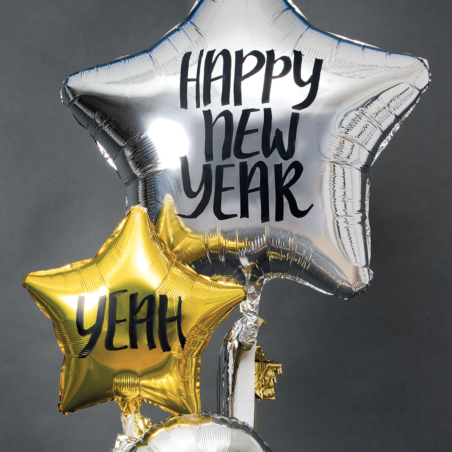 Anleitung Folienballon als Silvesterdeko von Rico Design
