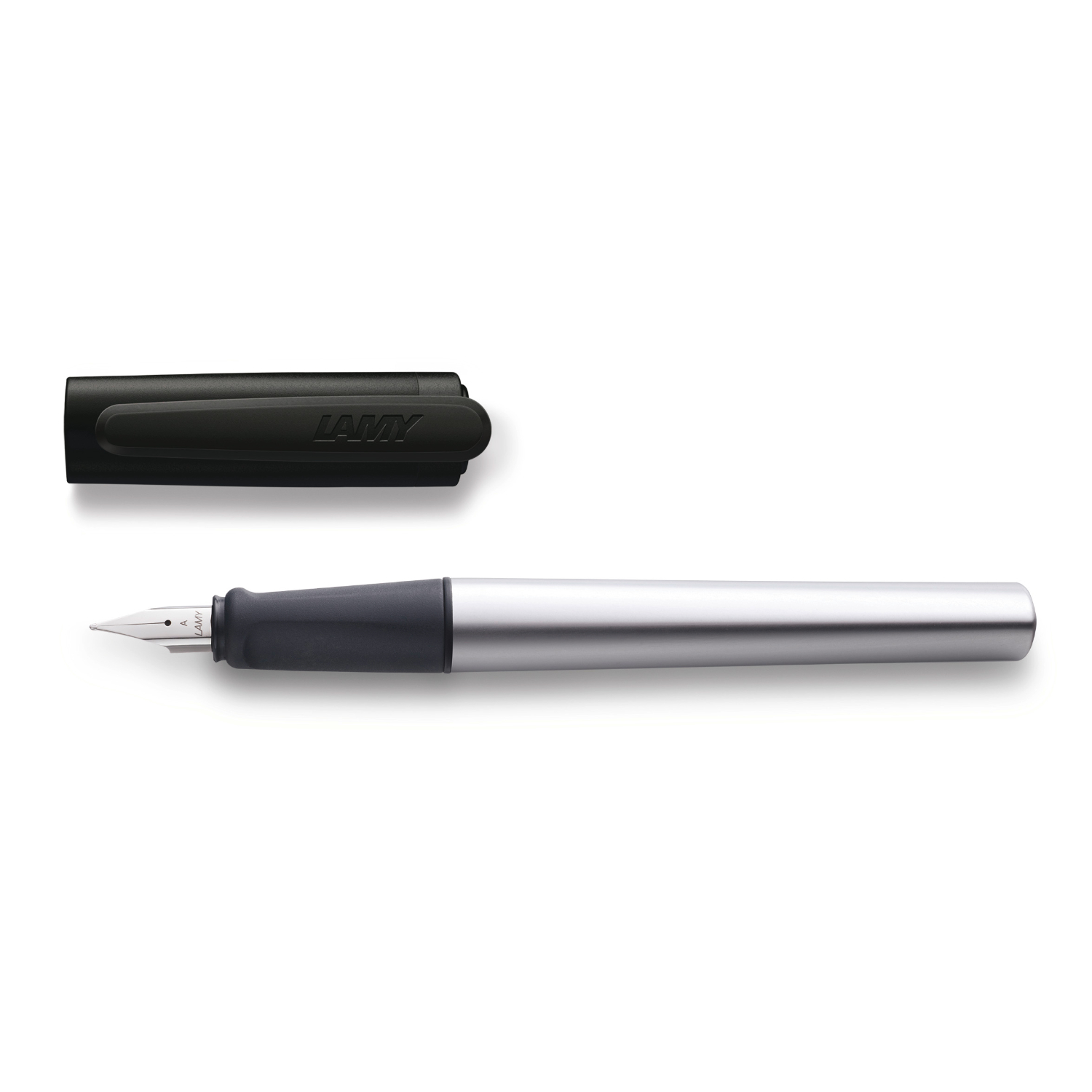 Füllhalter nexx mit schwarzer Kappe und silbernem Schaft, Feder A, von Lamy für elegantes Schreiben.
