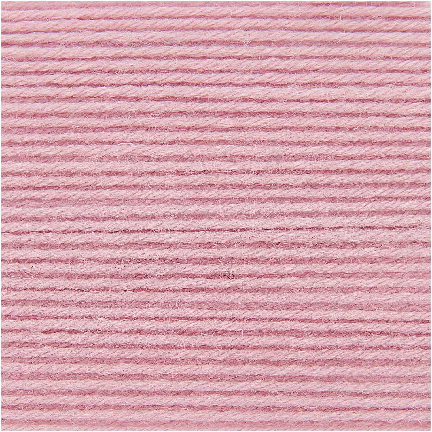 Superba Bamboo Uni 4fädig, altrosa, 100g 420m. Weiches Garn von Rico Design, ideal für Strickprojekte.