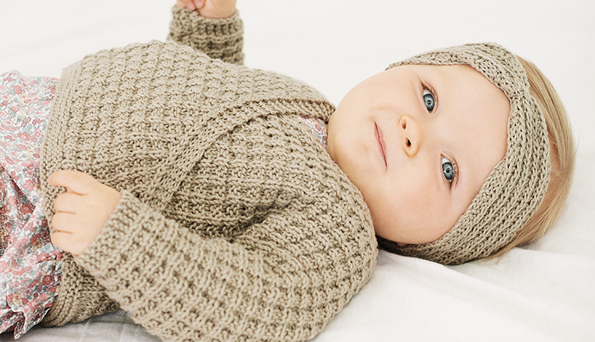 Strickanleitung Wickeljacke & Stirnband aus Baby Cotton Soft dk von Rico Design