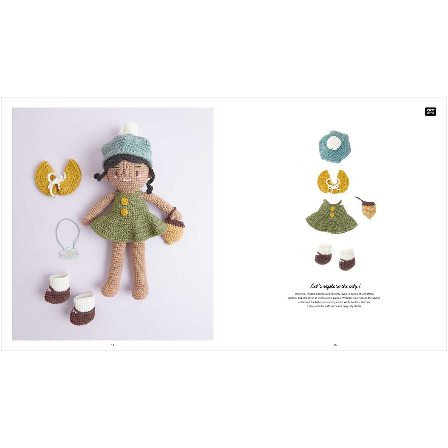 Ricorumi Dollies englisch: Häkelpuppe mit grünem Kleid, Mütze und Accessoires von Rico Design.