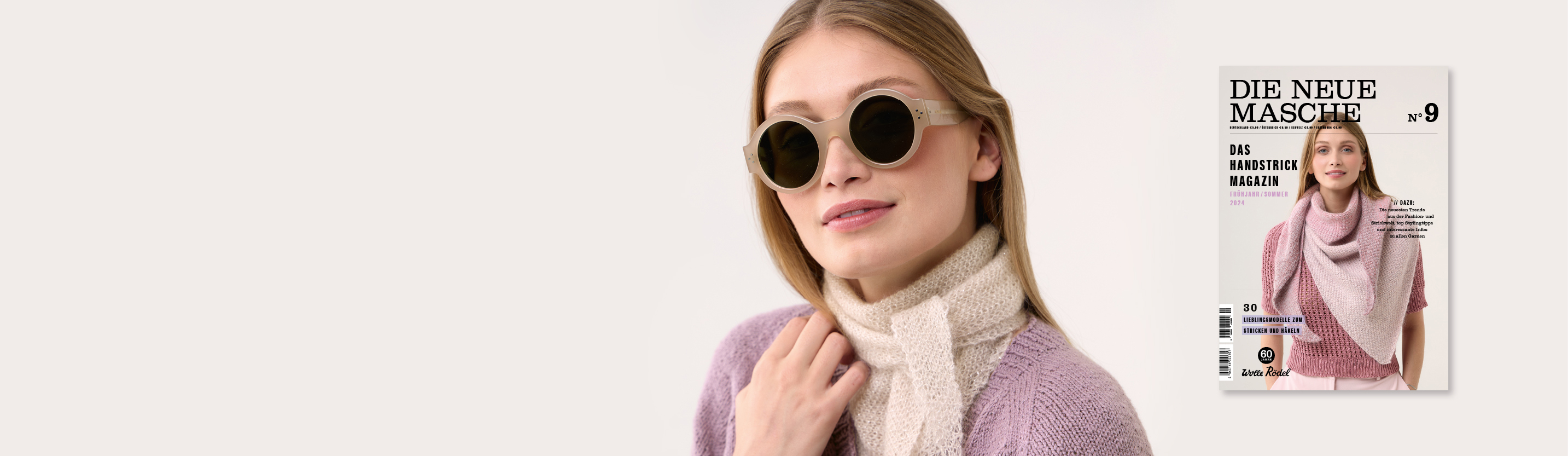 Eine Frau mit Sonnenbrille trägt ein helles gestricktes Halstuch, daneben ist Die Neue Masche Nr.9.