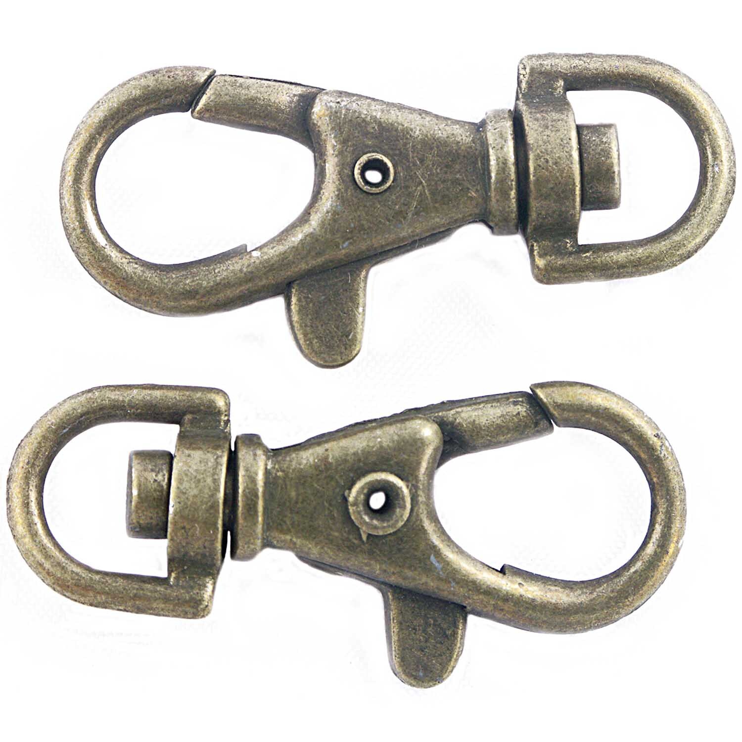 Karabiner gold antik von Rico Design, 38x18mm, 2 Stück. Zwei antike goldfarbene Karabinerhaken auf weißem Hintergrund.