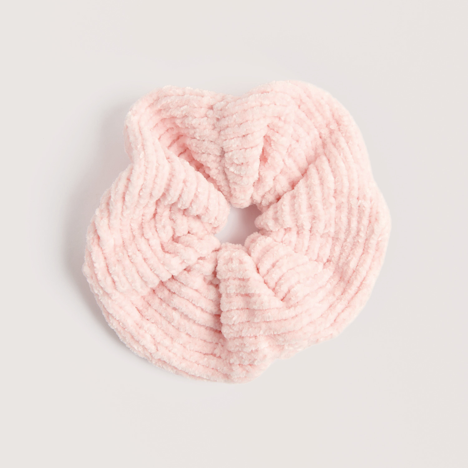 Ricorumi Nilli Nilli: Flauschiges, rosa Haargummi von Rico Design, ideal für modische Frisuren.