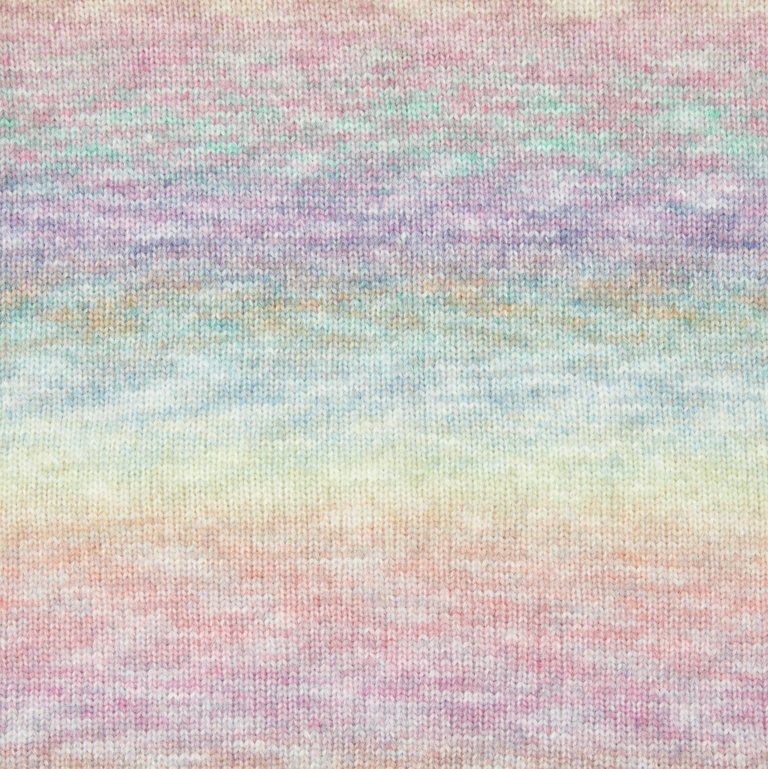 Creative Painted Power, Rico Design. Buntes Garn mit sanften Farbverläufen in Pastelltönen. Ideal für kreative Strickprojekte.