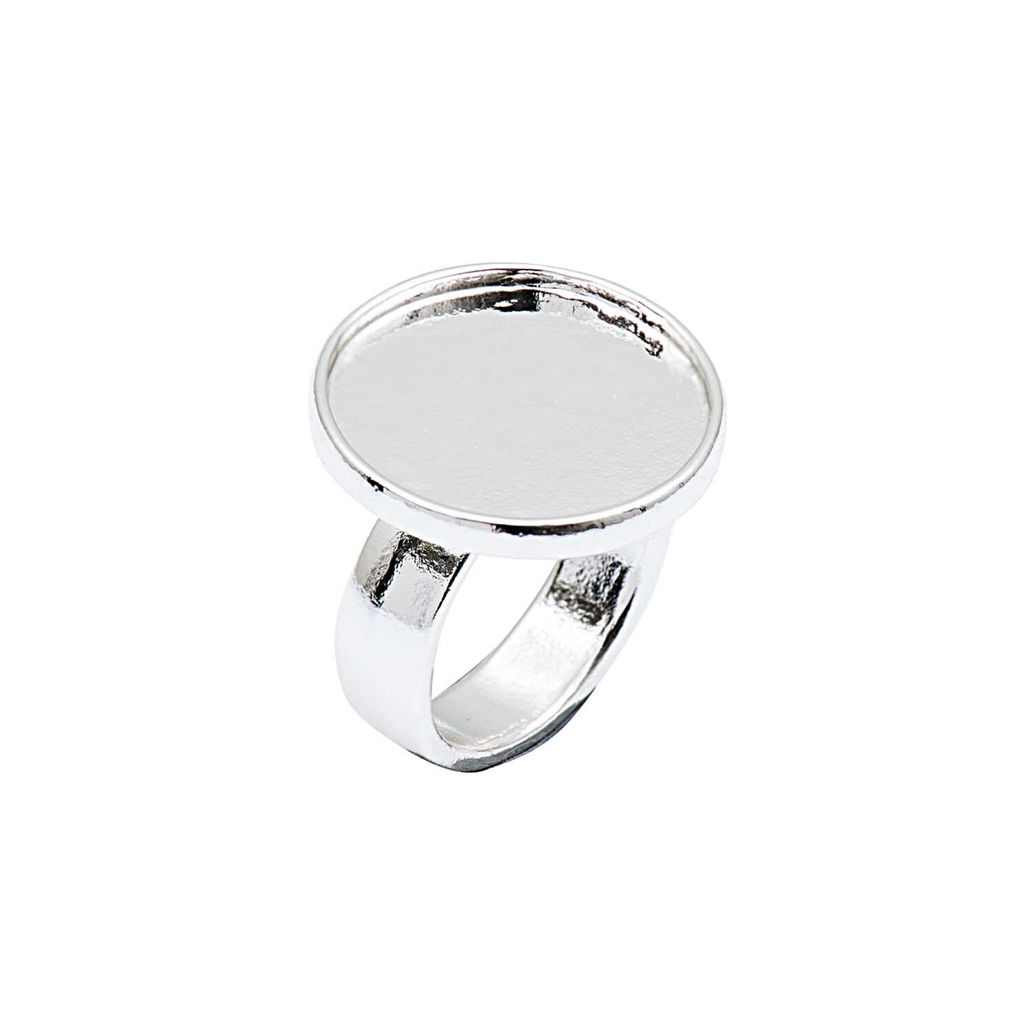 Cabochon Ring rund 20mm Größe 17mm aus Silber von Rico Design, zeigt eine glatte, glänzende Oberfläche.