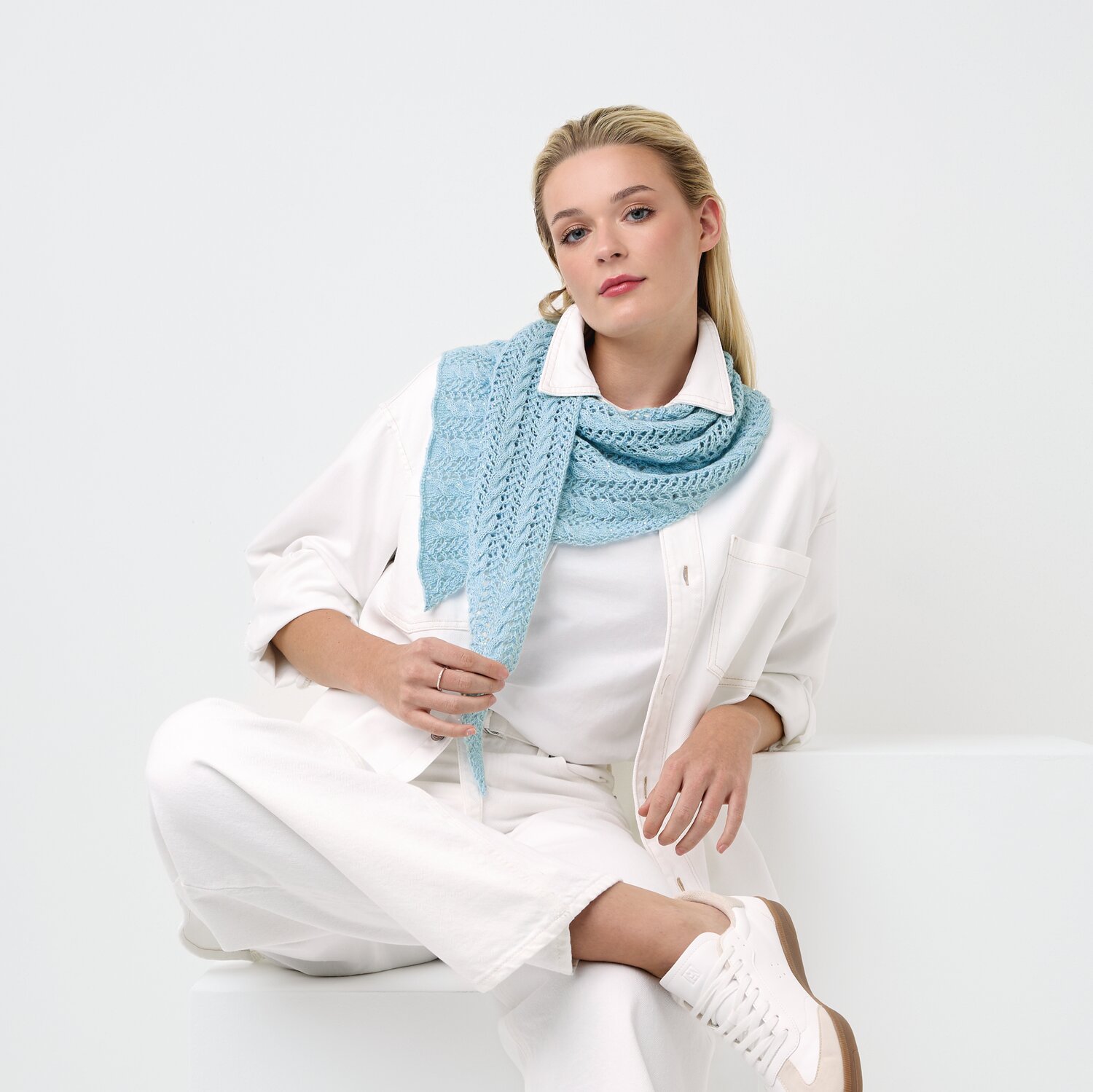Strickset Tuch Modell 24 aus Die Neue Masche No. 12 von idee. Creativmarkt