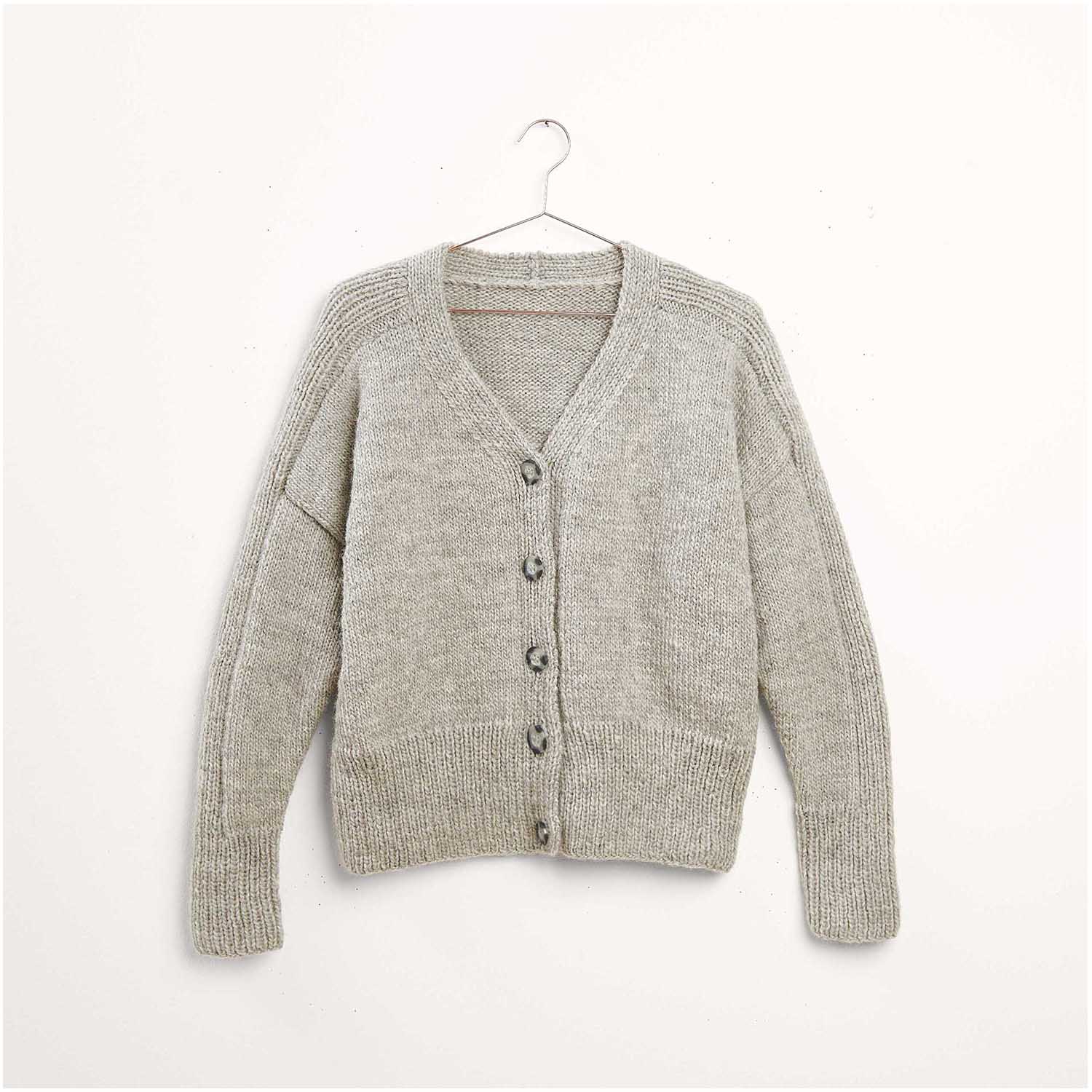 Gestrickte Jacke: Modell 08 aus dem Heft Luxury Knits Winter Special