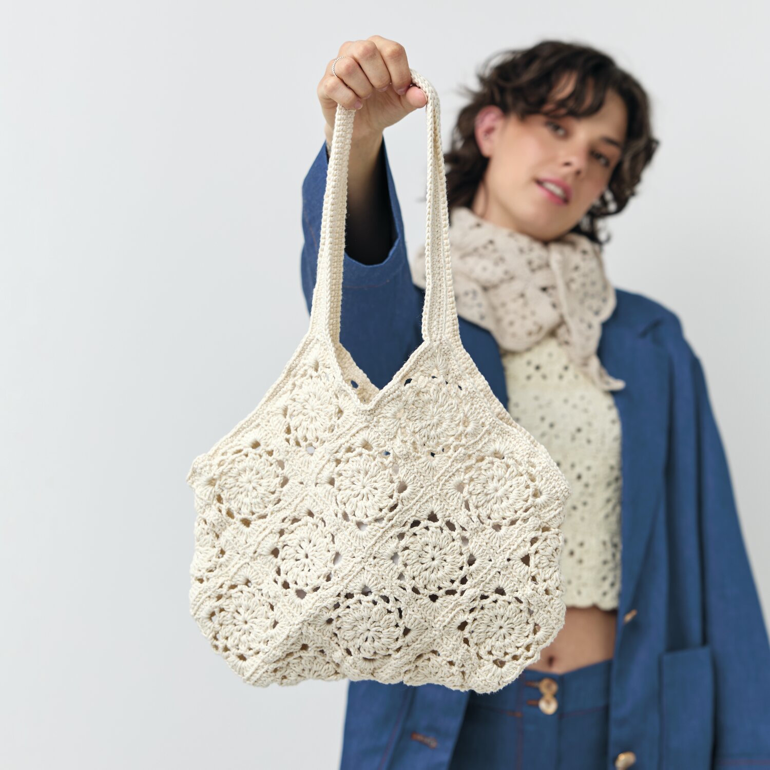 Häkelset Tasche Modell 03 aus Die Neue Masche No. 12 von idee. Creativmarkt