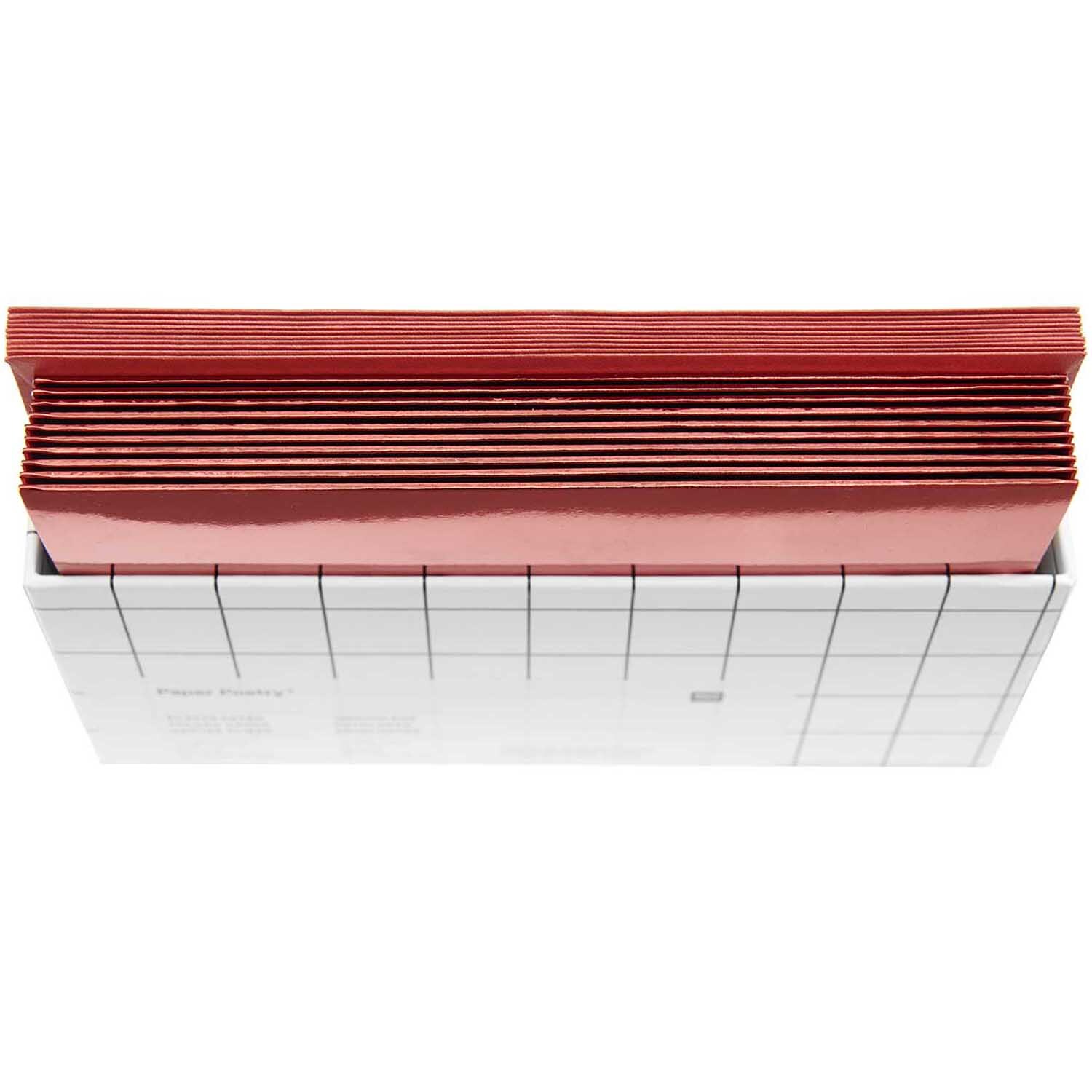 Paper Poetry Kartenset Spiegelkarton B6, 20-teilig, in leuchtendem Rot von Rico Design, gestapelt in einer Schachtel.