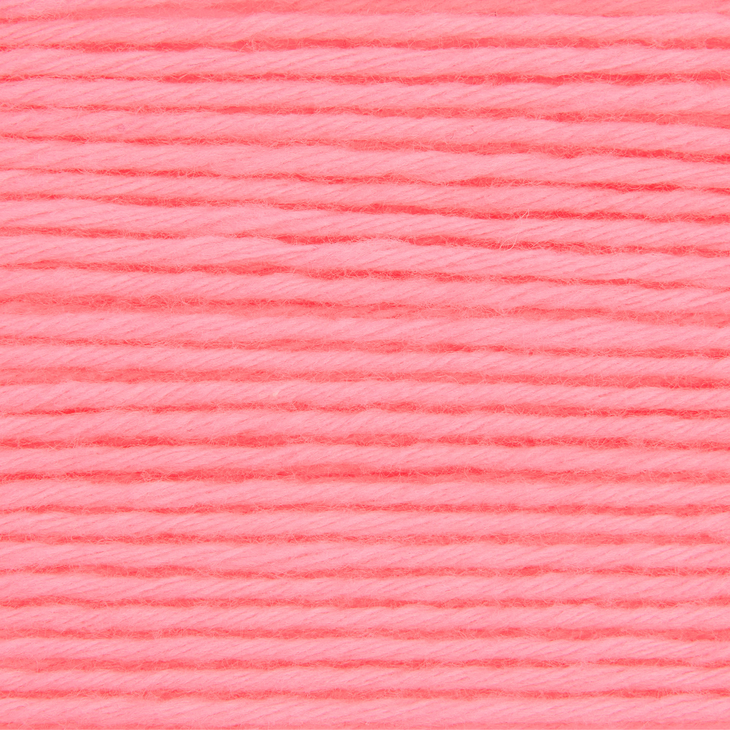 Essentials Vegan Cashmere Neon aran: Weiches Garn in leuchtendem Pink, ideal für Strickprojekte. 50g, 100m.