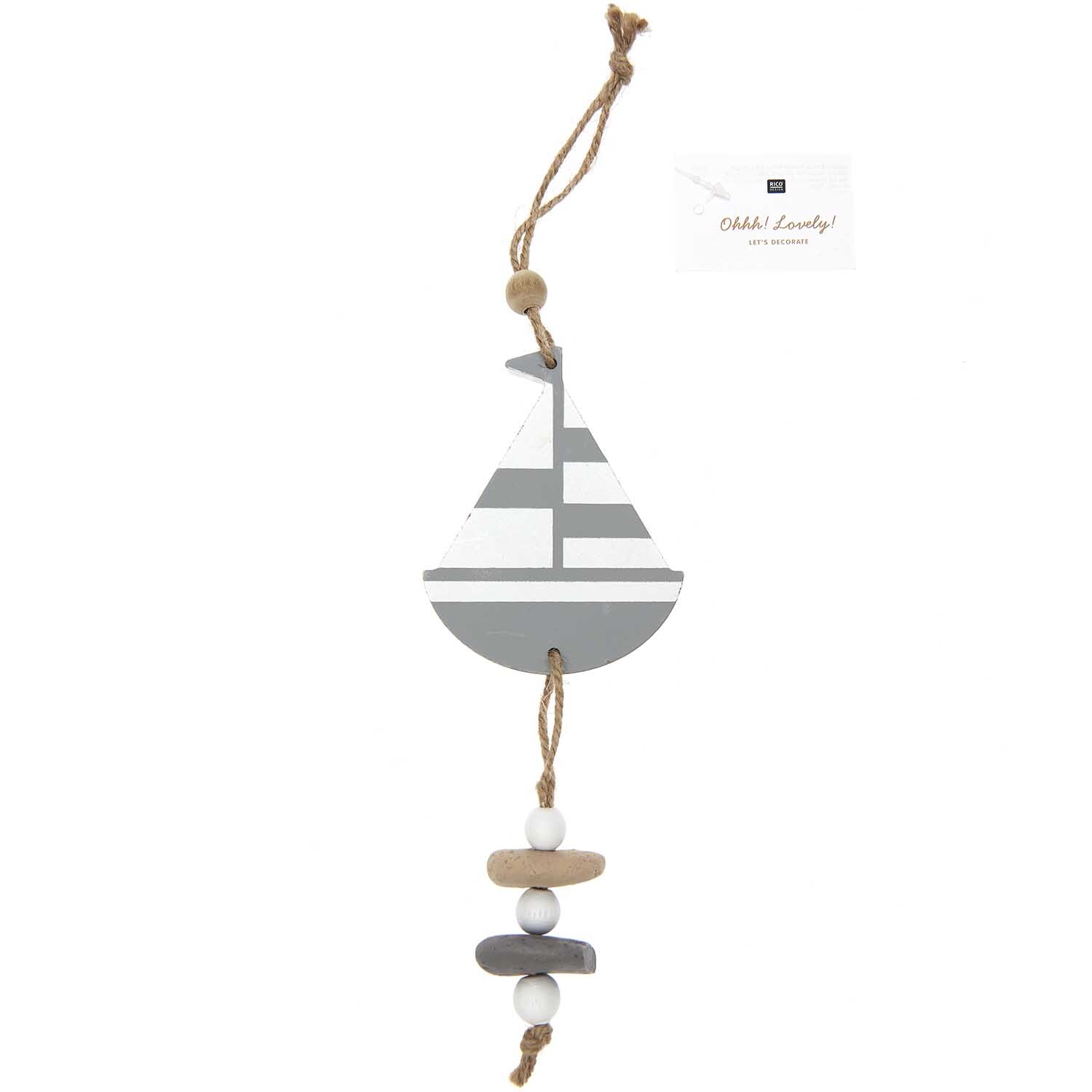 Holzhänger Segelboot grau-weiß 37cm von Rico Design