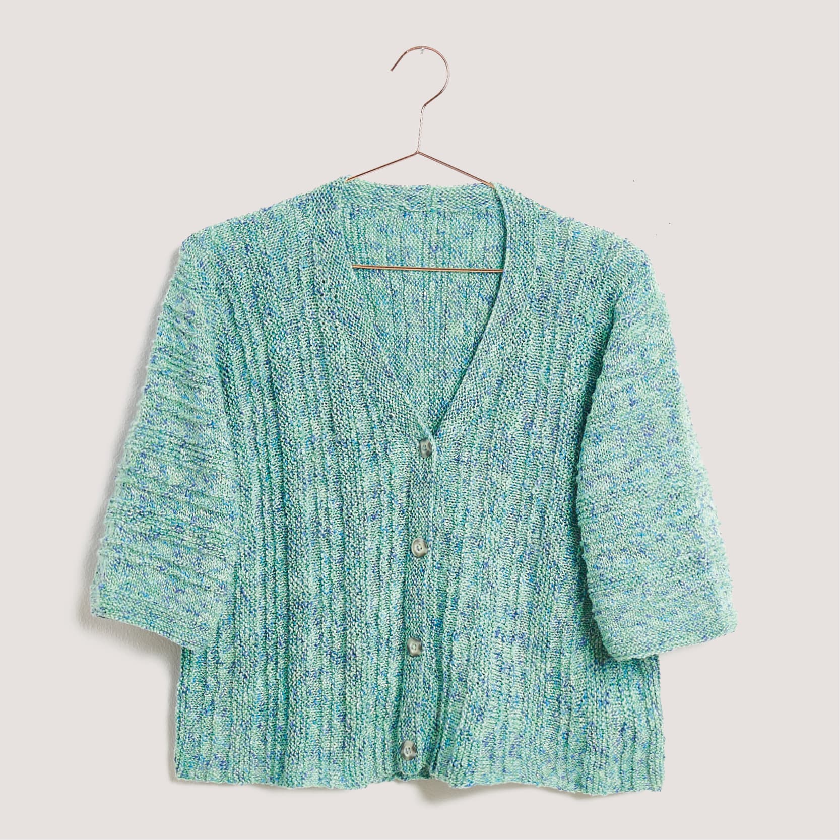 Gestrickte Jacke: Modell 24 aus dem Heft Lovewool No. 18