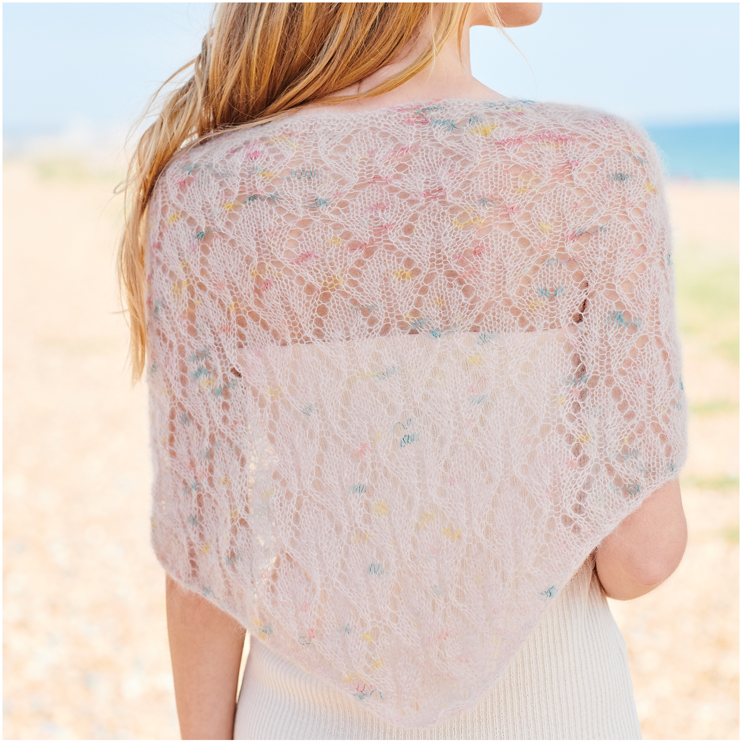 Strickset Dreieckstuch Modell 20 aus Lovewool Nr. 18 von Rico Design