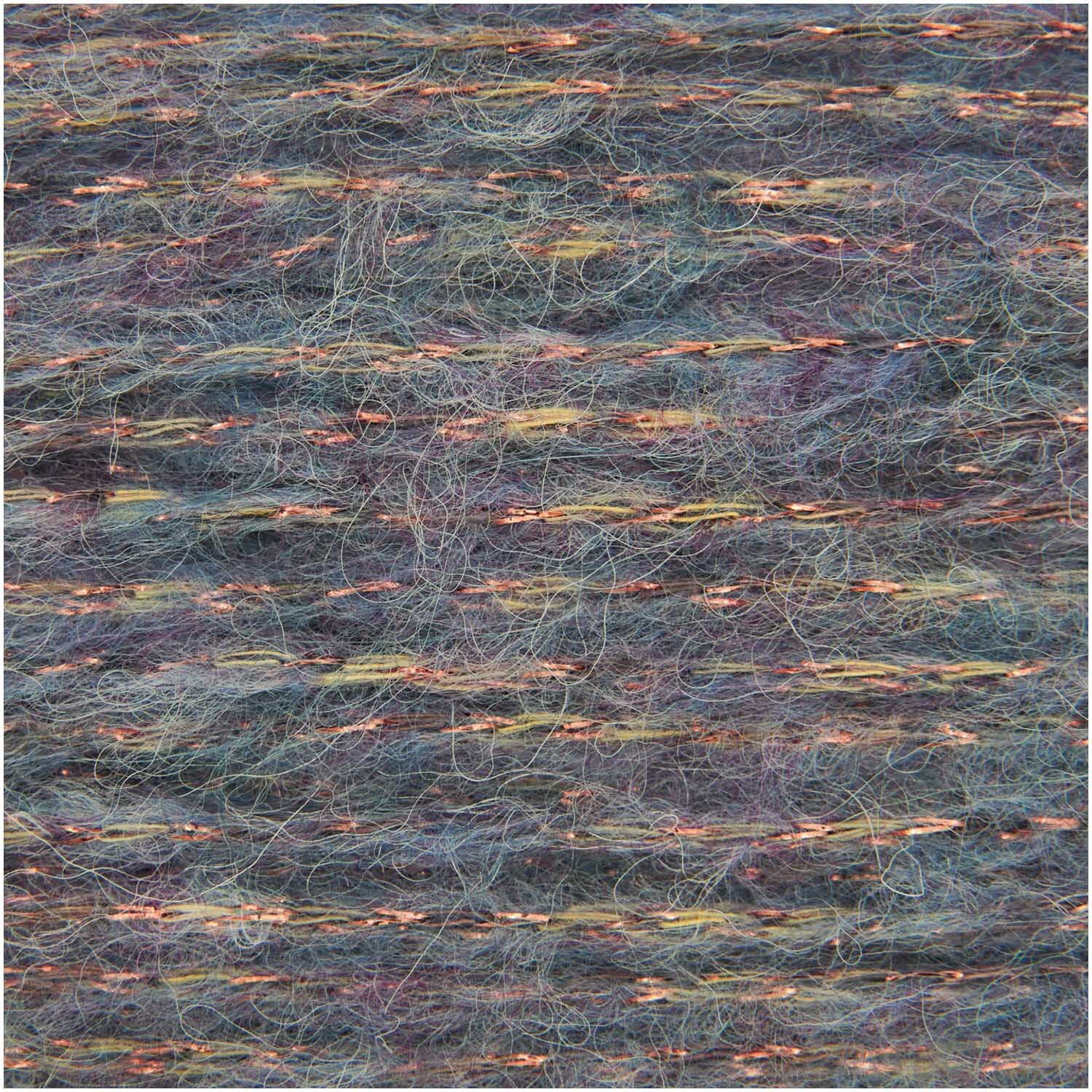 Fashion Alpaca BLING BLING: Nahaufnahme von weichem Garn in Petrol, ideal für kreative Strickprojekte.