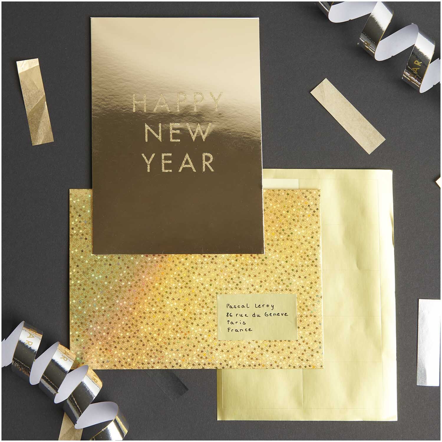 Paper Poetry Kartenset Happy New Year gold: Elegantes 20-teiliges Set mit glänzenden Karten und Umschlägen von Rico Design.