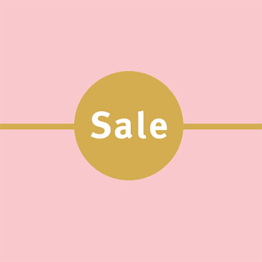 Schriftzug „Sale“ in einem gelbfarbenen Kreis auf pinkem Hintergrund.