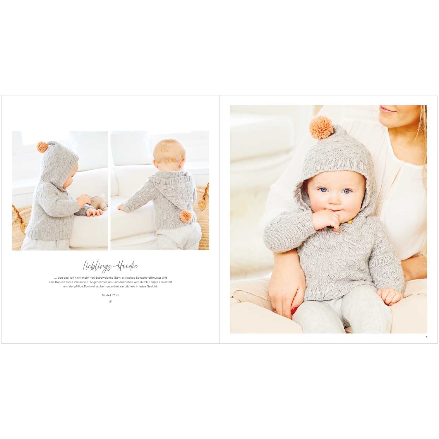 Rico Baby Heft Nr.29 zeigt ein Baby in grauem Strickoutfit mit Kapuze und Bommel, von Rico Design.