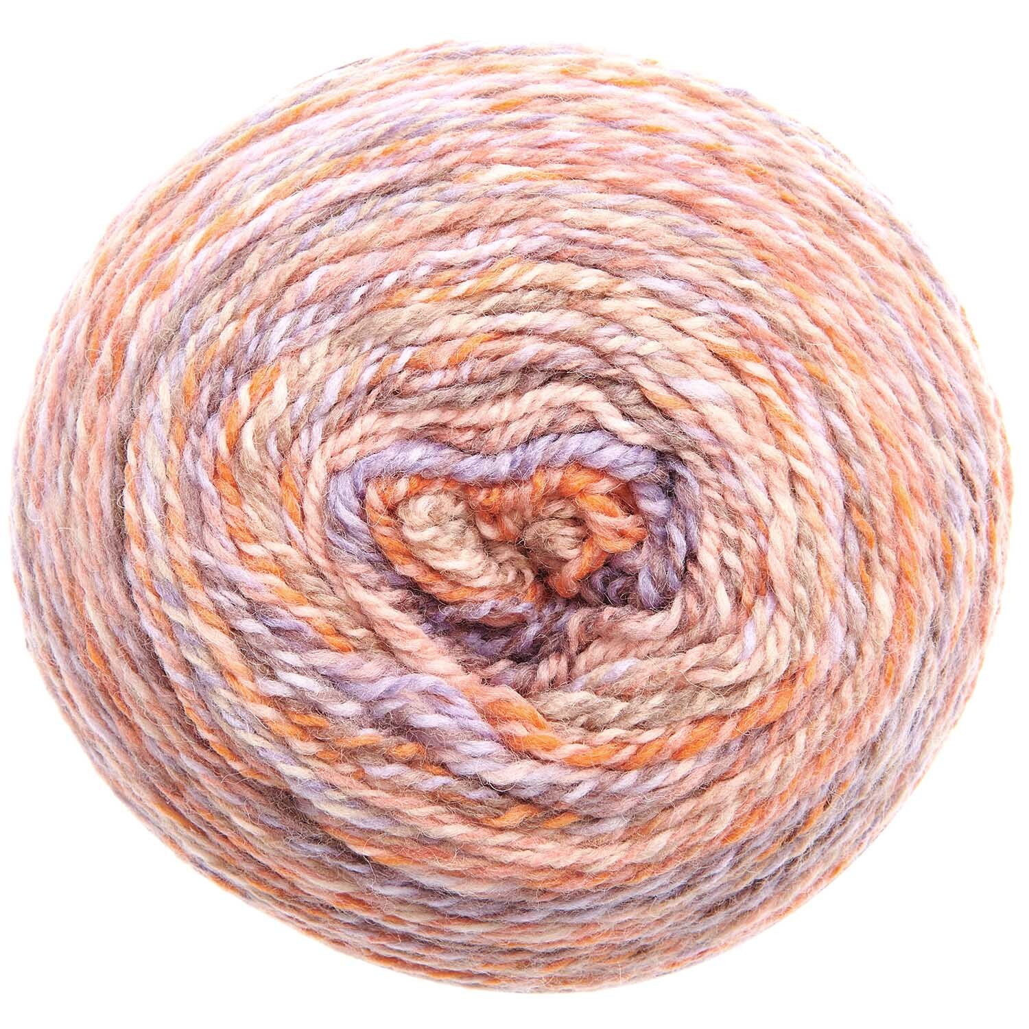 Creative Chic-Unique dk: Weiches Garn in Pastelltönen von Rico Design, ideal für Strickprojekte.