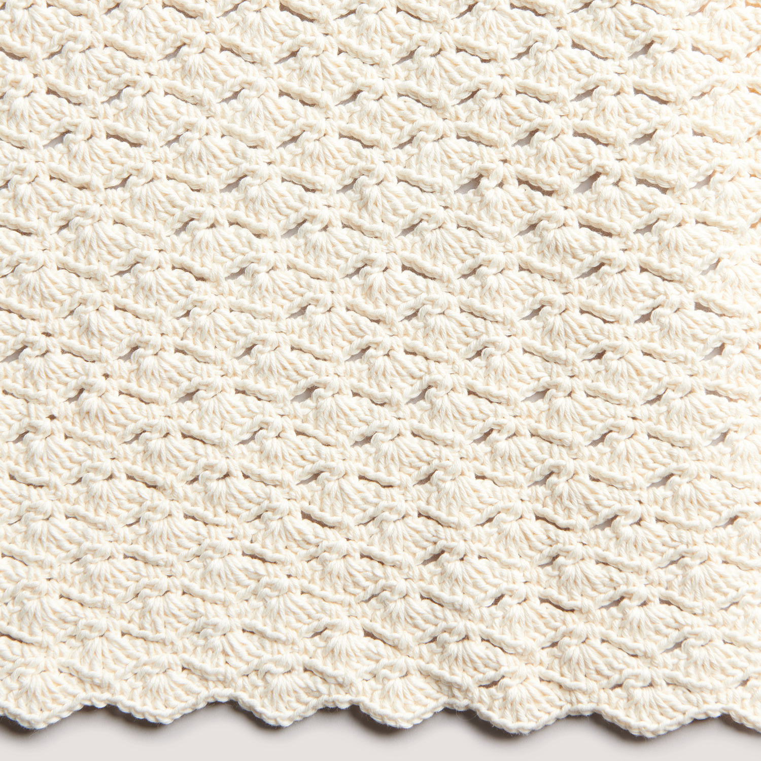 Häkelset Shirt Modell 06 aus Boho Crochet von Rico Design