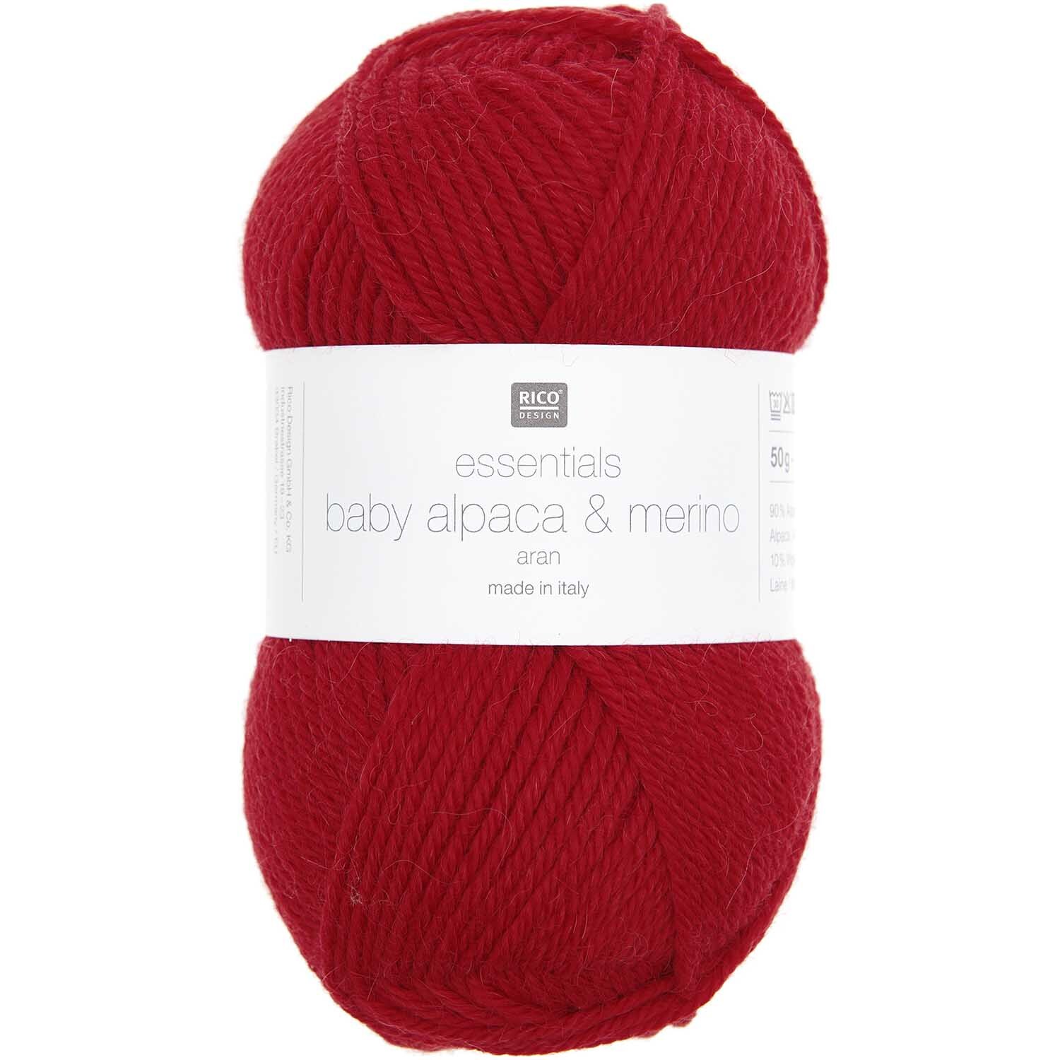Essentials Baby Alpaca & Merino aran: Rotes Garnknäuel von Rico Design, 50g, 100m, ideal für Strickprojekte.