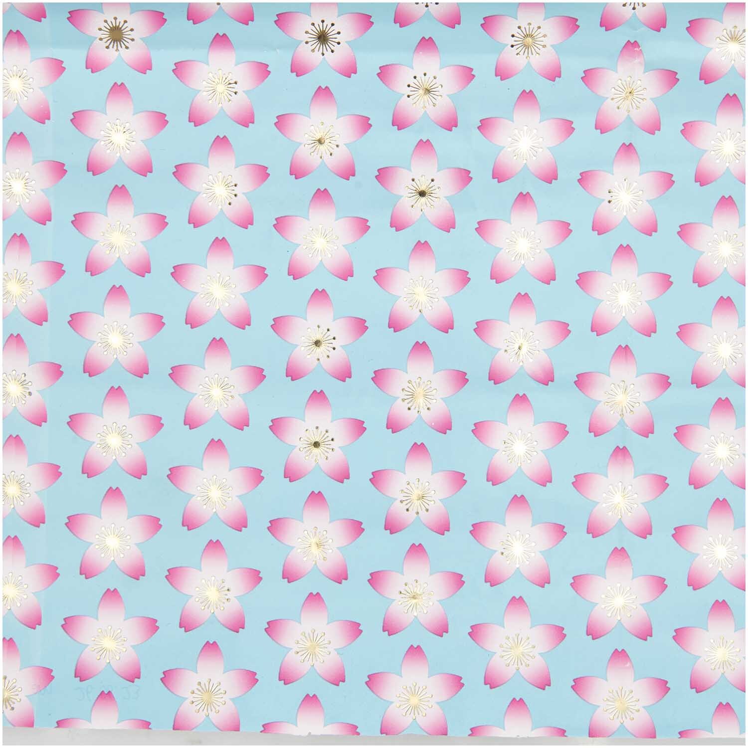 Geschenkpapier Kirschblüten Blau mit zartem Blumenmuster, ideal für stilvolle Verpackungen.