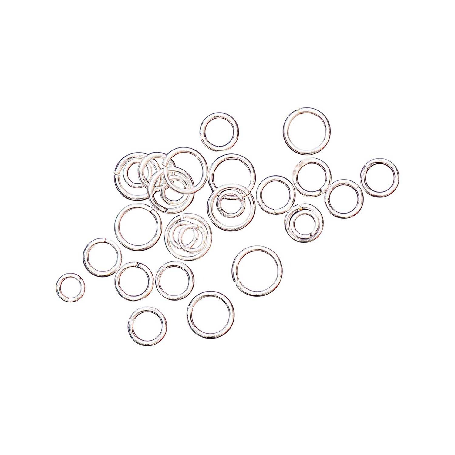 Ringe zum Verbinden silber 30 Stück von Rico Design. Silberne Metallringe in verschiedenen Größen auf weißem Hintergrund. Ideal für Schmuckherstellung.