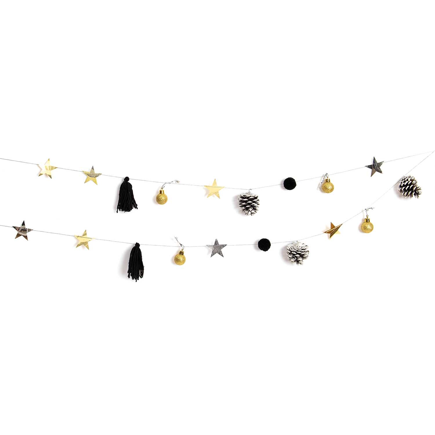 Quasten-Girlande gold-schwarz 2,2m von Rico Design mit goldenen und schwarzen Quasten, Sternen und Kugeln, ideal für festliche Dekorationen.