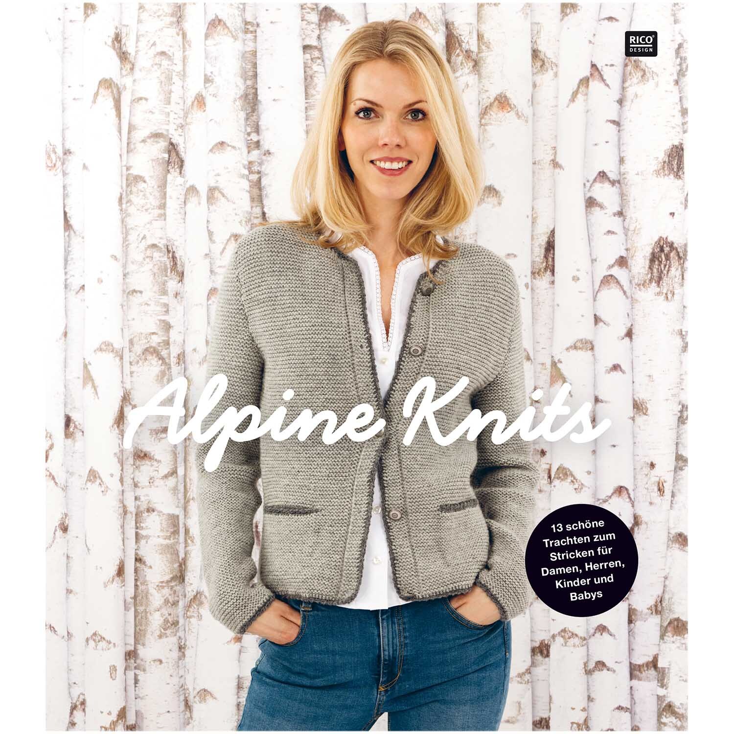 Trachtenbuch Alpine Knits: Frau in grauer Strickjacke vor Birkenhintergrund, Rico Design.