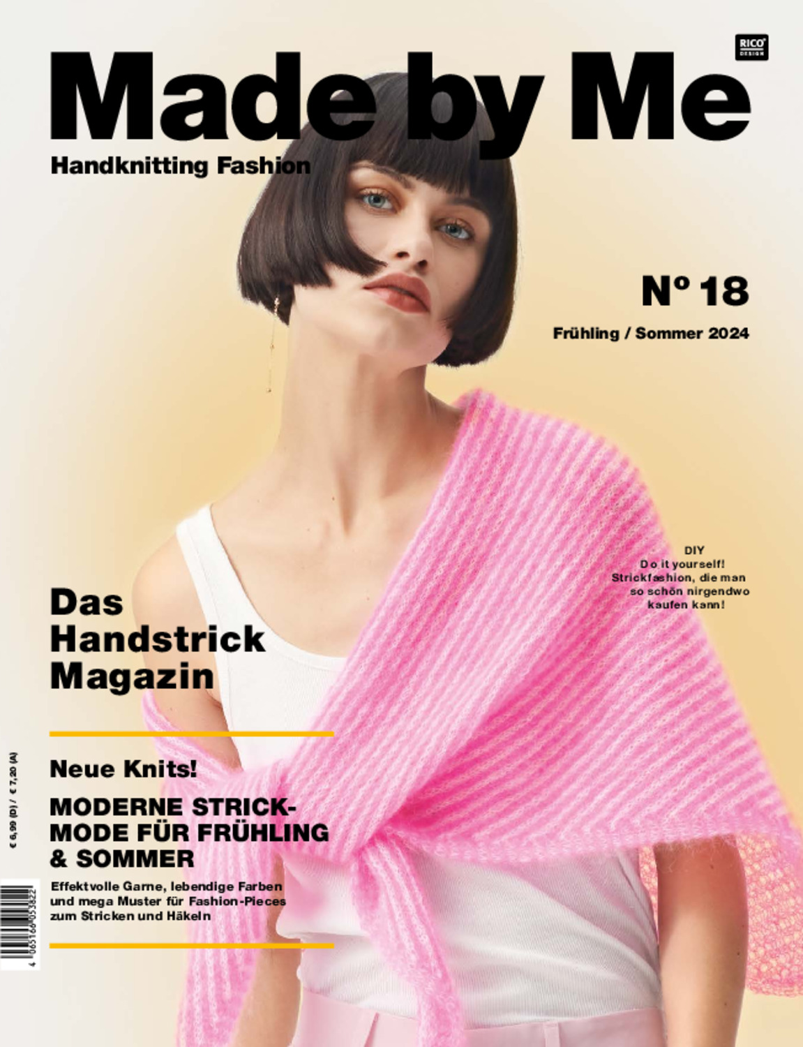 Made by Me Nr. 18: Frau in weißem Top mit rosa Strickschal, Handstrickmagazin Frühling/Sommer 2024.