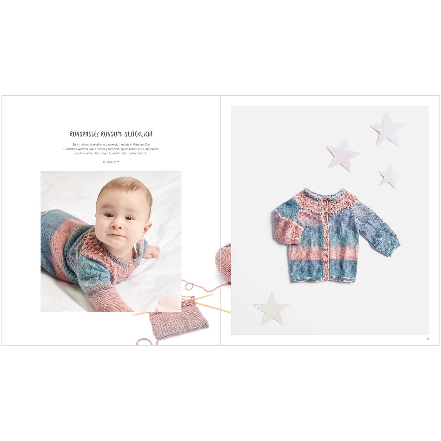 Rico Baby Heft Nr.35 zeigt ein lächelndes Baby in einem gestrickten Pullover in Rosa und Blau.