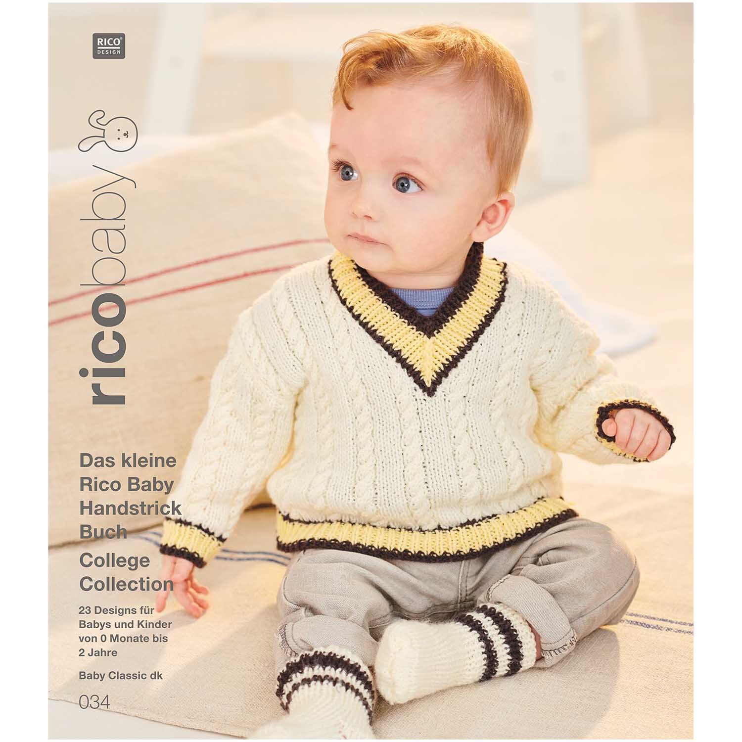 Rico Baby Heft Nr.34 zeigt ein Baby in cremefarbenem Strickpullover mit gelben und schwarzen Details.