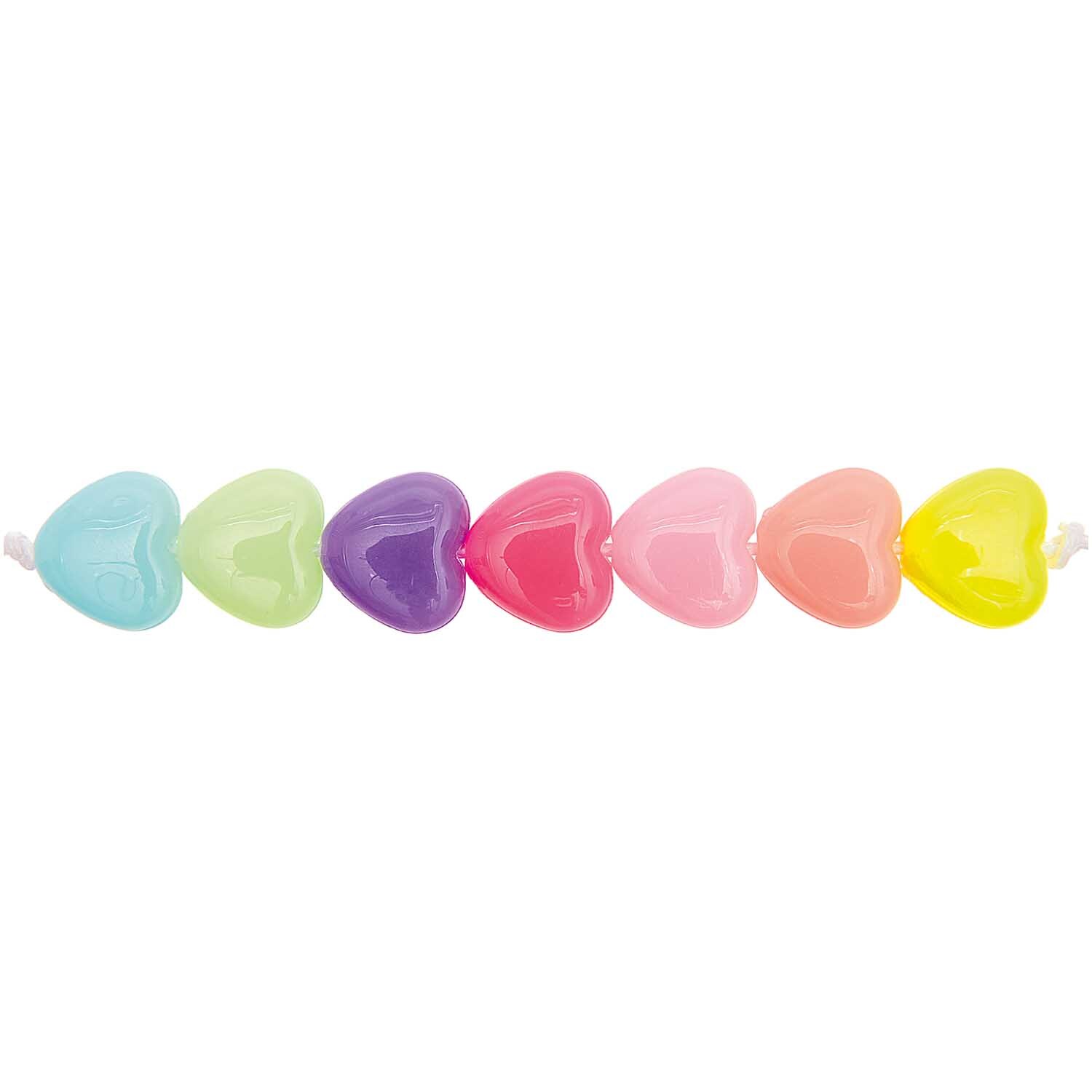 itoshii Herz Perlen in Pastellfarben von Rico Design, aufgereiht in sanften Tönen wie Blau, Grün, Lila, Rosa und Gelb.