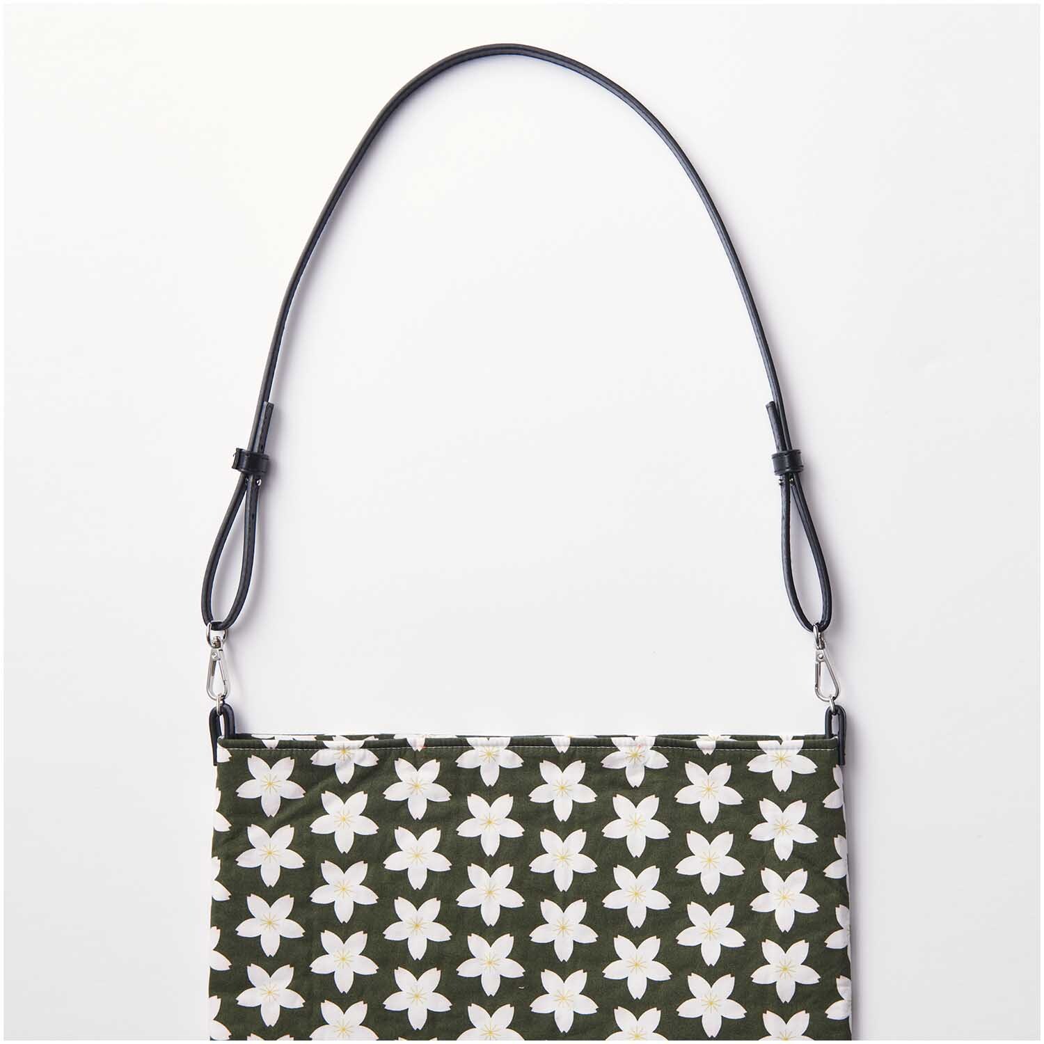 Kunstleder Schulterriemen mit Karabinern lang schwarz-silber 12x1085mm 7-teilig von Rico Design