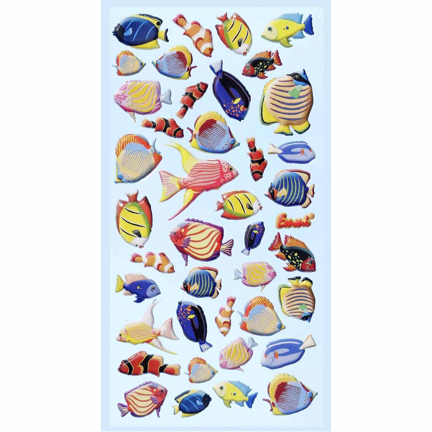 SoftySticker Fische: Bunte Aufkleber mit verschiedenen tropischen Fischen von HobbyFun auf blauem Hintergrund.