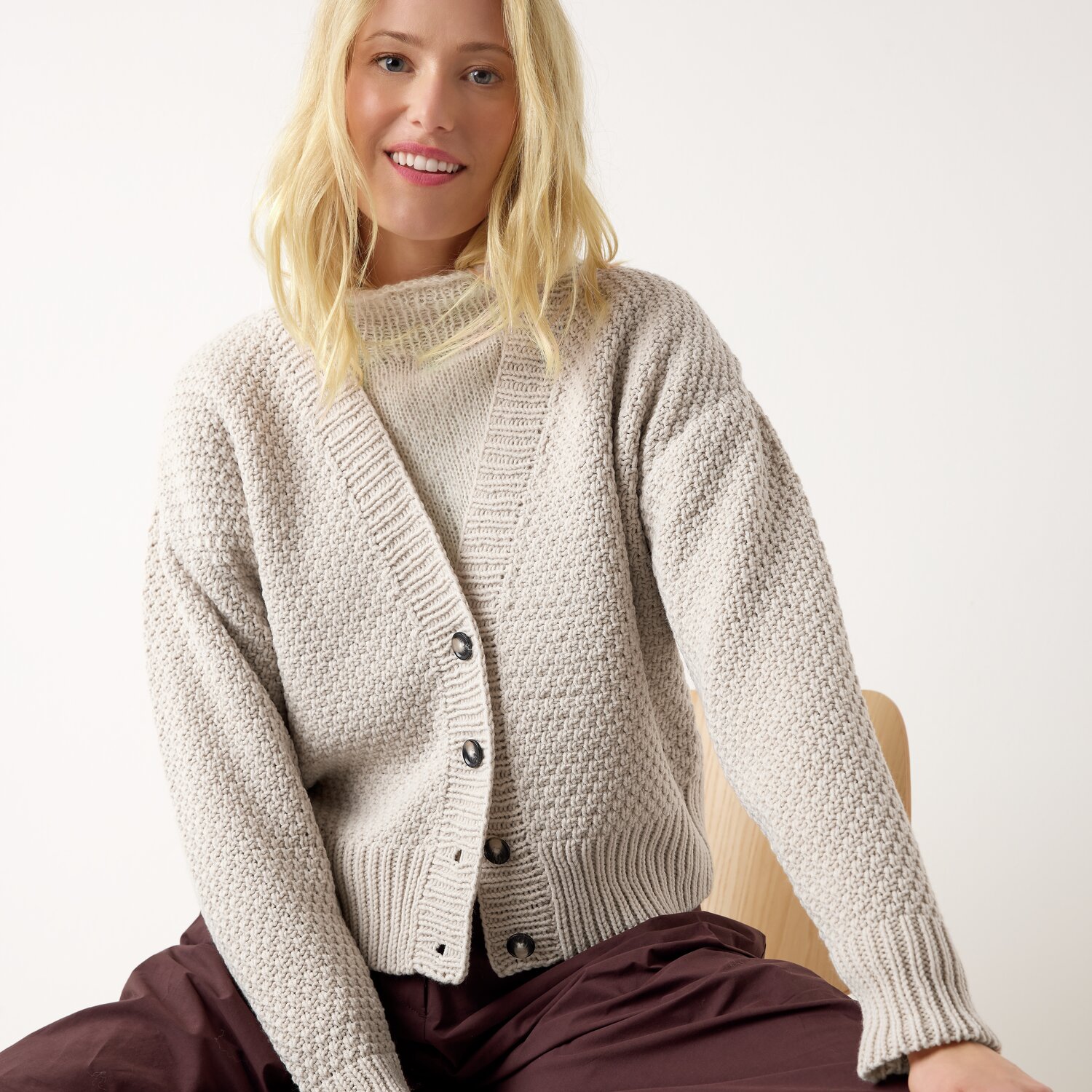 Strickset Cardigan Modell 01 aus Die Neue Masche No. 13 von idee. Creativmarkt
